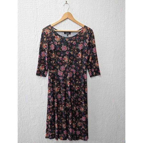 NWT Lbisse Black Paisley Floral Stretchy Dress Women's Size Medium - Picture 1 of 5